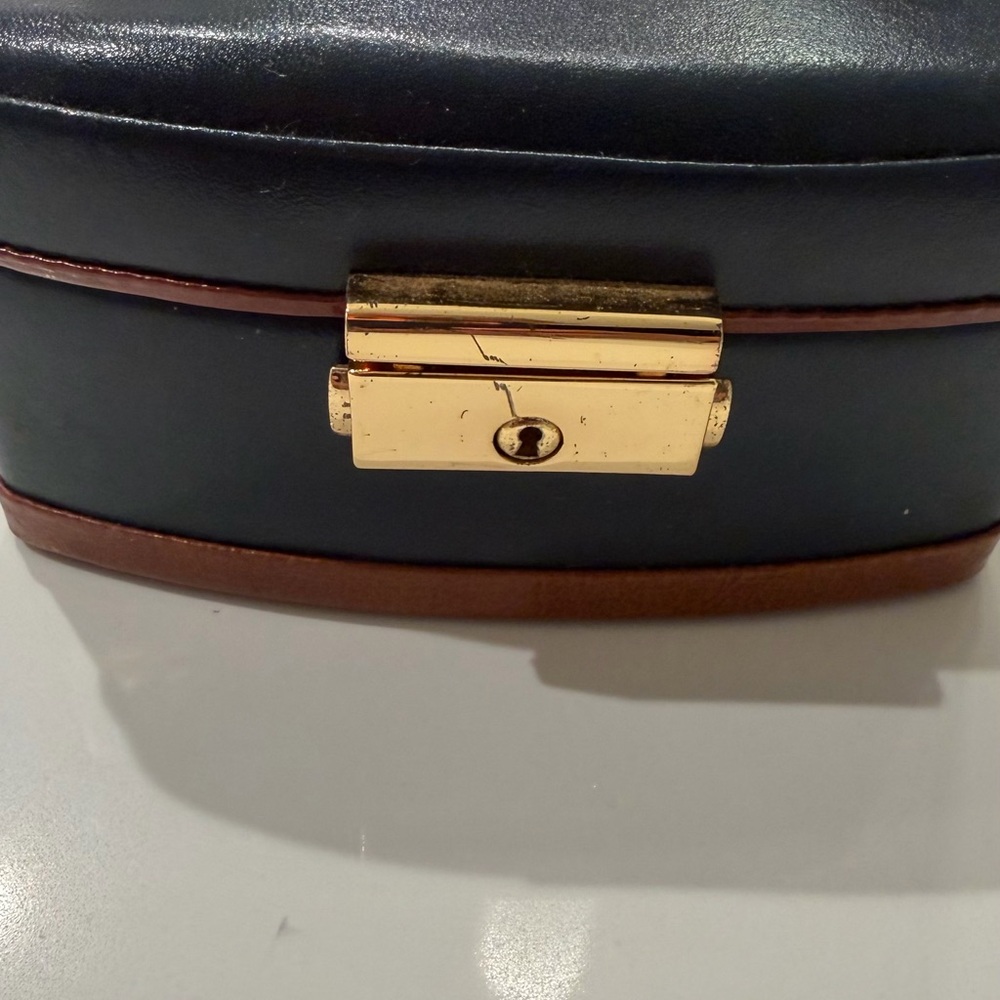 WOLF Black and Brown Leather Case - Picture 2 of 9